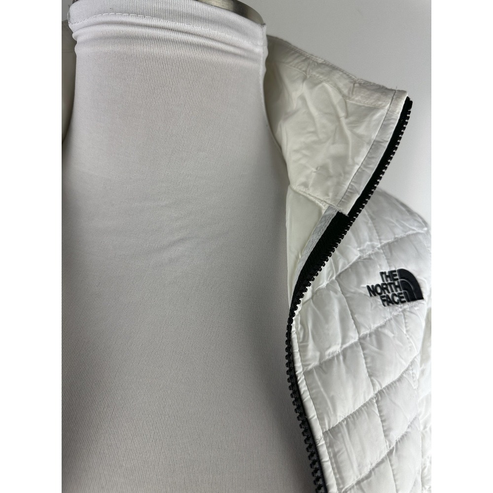 The North Face ThermoBall Jacket Womens Size XS White Full Zip Light Puffer Coat - Picture 12 of 13